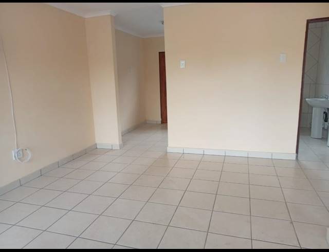 2 BEDROOM PROPERTY TO RENT IN LADANNA